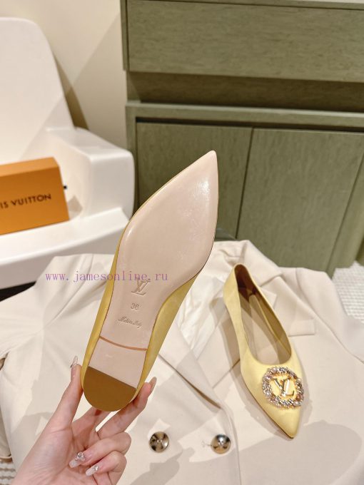 Louis Vuitton | ² ⁰ ² 4 𝐬𝐬 🤍🤎 𝐋𝐨𝐮𝐢𝐬𝐕𝐮𝐢𝐭𝐭𝐨𝐧 LV Cruise Women's Shoes Early Spring New Beautifutymz9itk - Image 7