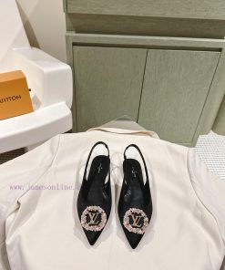 Louis Vuitton | ² ⁰ ² 4 𝐬𝐬 🤍🤎 𝐋𝐨𝐮𝐢𝐬𝐕𝐮𝐢𝐭𝐭𝐨𝐧 LV Cruise Women's Shoes Early Spring New Beautifujjqt9r96