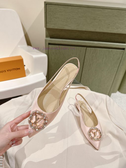 Louis Vuitton | ² ⁰ ² 4 𝐬𝐬 🤍🤎 𝐋𝐨𝐮𝐢𝐬𝐕𝐮𝐢𝐭𝐭𝐨𝐧 LV Cruise Women's Shoes Early Spring New Beautifuyvxjr7es - Image 3
