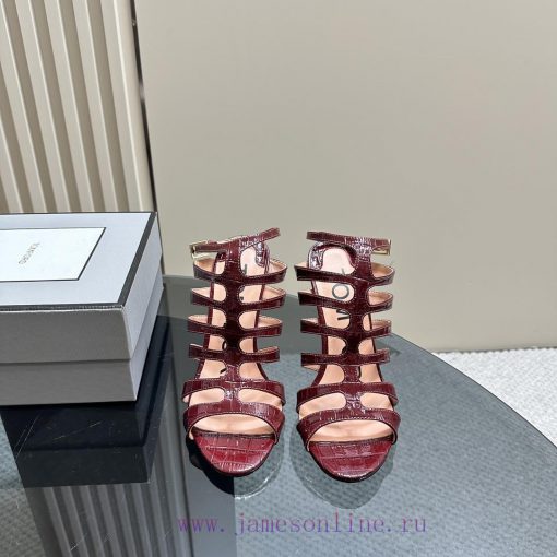 The mostIns hot series, Tomford metal texture decoration with empty high heels2024 Milan Faslnou4fya - Image 3