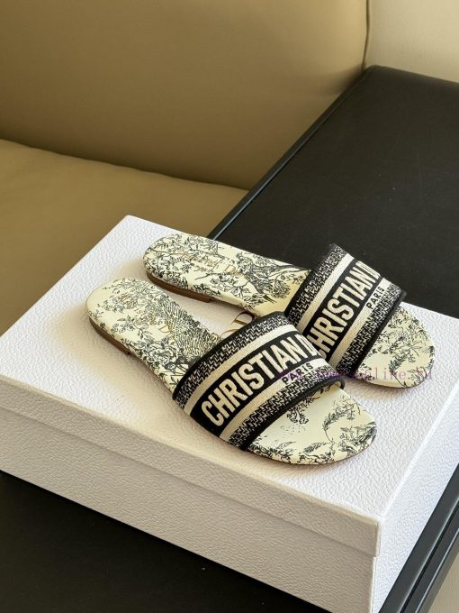 Dior ss24 new arrival～CD Home Classic Embroidered Slippers 24 New ColorsExquisite three-dimef7e53h5j - Image 2