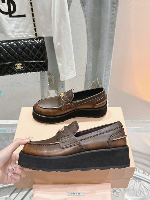 𝐌𝐢𝐮𝐌𝐢𝐮 Top qualityNew Product Launch | Retro Coin Driving Shoes Le Fu ShoesThis gold coin cawwjzg9yr - Image 5