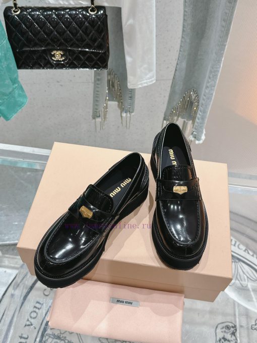 𝐌𝐢𝐮𝐌𝐢𝐮 Top qualityNew Product Launch | Retro Coin Driving Shoes Le Fu ShoesThis gold coin cam655qaf5 - Image 3