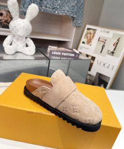 Complete set of high-end gift box packagingLoui& Vuitto& 2024Flat bottomed sandals 🦋 ️Genuin42q1s5lr