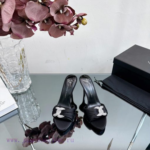 Giuseppe Zanotti - SS2024 New Spring and Summer Collection Diamond Button Single Shoes/Slipp2kj4m3vr - Image 3