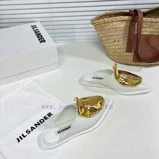 Jil Sander's new spring and summer cat heel pointed single shoes have a strong sense of luxu7pdatrwj - Image 10
