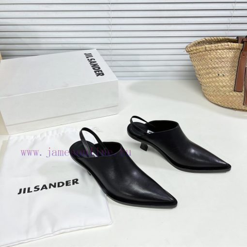 Jil Sander's Spring/Summer New Cat Heel Pointed Single Shoes with Baotou Slippers exude a seknddebag - Image 2