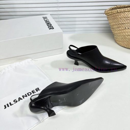 Jil Sander's Spring/Summer New Cat Heel Pointed Single Shoes with Baotou Slippers exude a seknddebag - Image 3