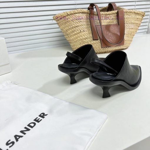 Jil Sander's Spring/Summer New Cat Heel Pointed Single Shoes with Baotou Slippers exude a seknddebag - Image 8