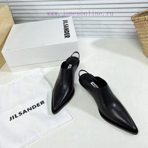 Jil Sander's Spring/Summer New Cat Heel Pointed Single Shoes with Baotou Slippers exude a seknddebag - Image 9