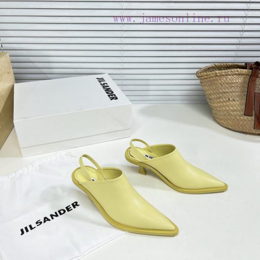 Jil Sander's Spring/Summer New Cat Heel Pointed Single Shoes with Baotou Slippers exude a se6rcufls0