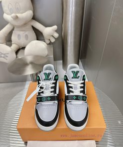 Men's limited edition low top sports shoes with custom-made cowhide outsole and TPU mold cosdc6au3vs