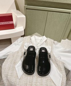 | ²⁰²4 𝐬𝐬  🤍🤎𝐑𝐨𝐠𝐞𝐫𝐕𝐢𝐯𝐢𝐞𝐫 Roger Vivian's latest Boken slippers, lazy head slippers are the mia08c7qo
