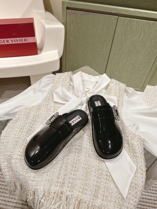 | ²⁰²4 𝐬𝐬  🤍🤎𝐑𝐨𝐠𝐞𝐫𝐕𝐢𝐯𝐢𝐞𝐫 Roger Vivian's latest Boken slippers, lazy head slippers are the mia08c7qo - Image 4