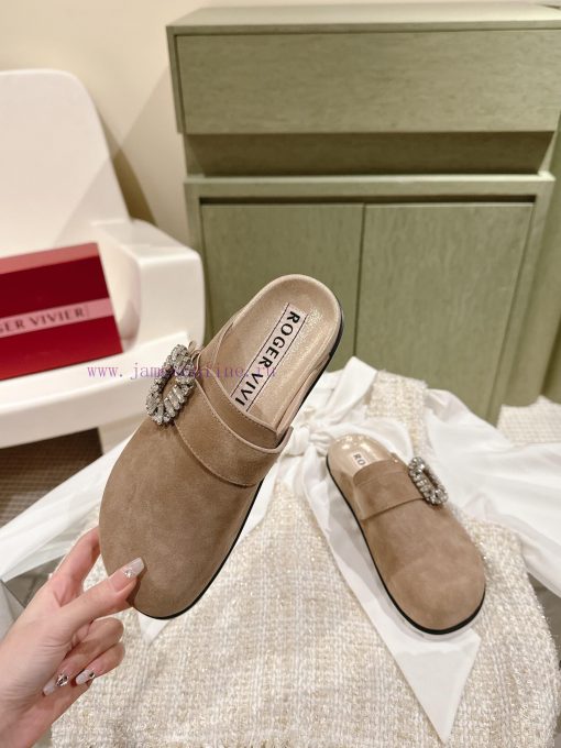 | ²⁰²4 𝐬𝐬  🤍🤎𝐑𝐨𝐠𝐞𝐫𝐕𝐢𝐯𝐢𝐞𝐫 Roger Vivian's latest Boken slippers, lazy head slippers are the mab9e7yfb - Image 3