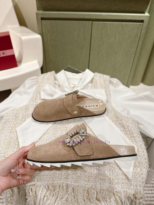 | ²⁰²4 𝐬𝐬  🤍🤎𝐑𝐨𝐠𝐞𝐫𝐕𝐢𝐯𝐢𝐞𝐫 Roger Vivian's latest Boken slippers, lazy head slippers are the mab9e7yfb - Image 4