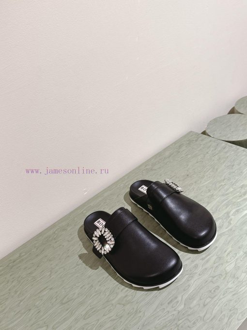 | ²⁰²4 𝐬𝐬  🤍🤎𝐑𝐨𝐠𝐞𝐫𝐕𝐢𝐯𝐢𝐞𝐫 Roger Vivian's latest Boken slippers, lazy head slippers are the md1o1wbt3 - Image 8