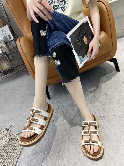 Original replica Celine24 new color Celine Silin TIPPI new contrasting white and brown vegetxer7kjz3 - Image 8
