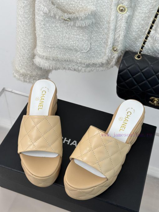 Chanel | Chanel 23c New ProductLingge thick soled sponge sandals and slippersA must-have coo0aa7v6zj - Image 3
