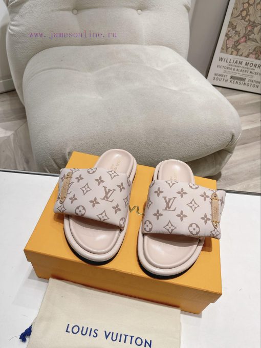 LV couple's flagship denim slippers are now available in hard goodsA high-end purchasing proxxkx03oz - Image 5