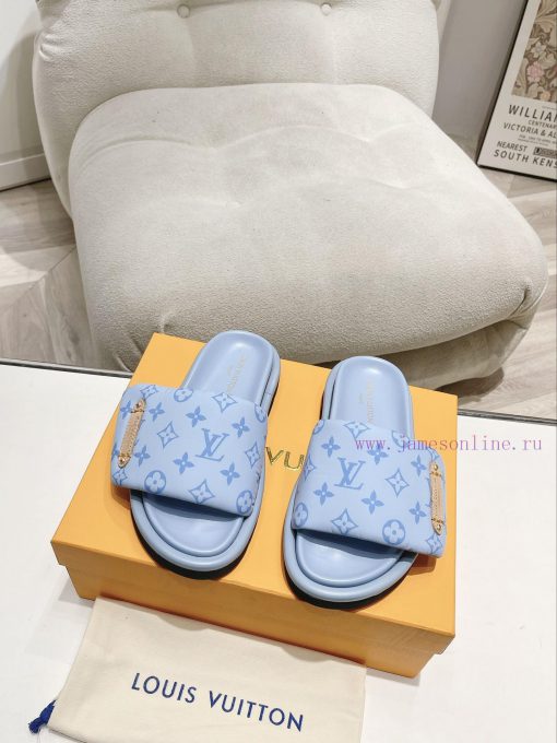 LV couple's flagship denim slippers are now available in hard goodsA high-end purchasing procpjnsqgy - Image 5