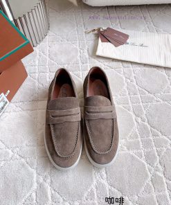 Loro Pian * LP's timeless classic men's loafers are simple, fashionable, and have a super co0sb1cr2k