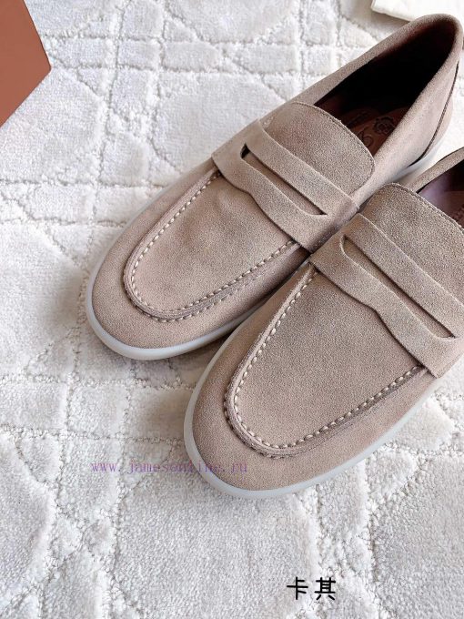 Loro Pian * LP's timeless classic men's loafers are simple, fashionable, and have a super conh9dliur - Image 6