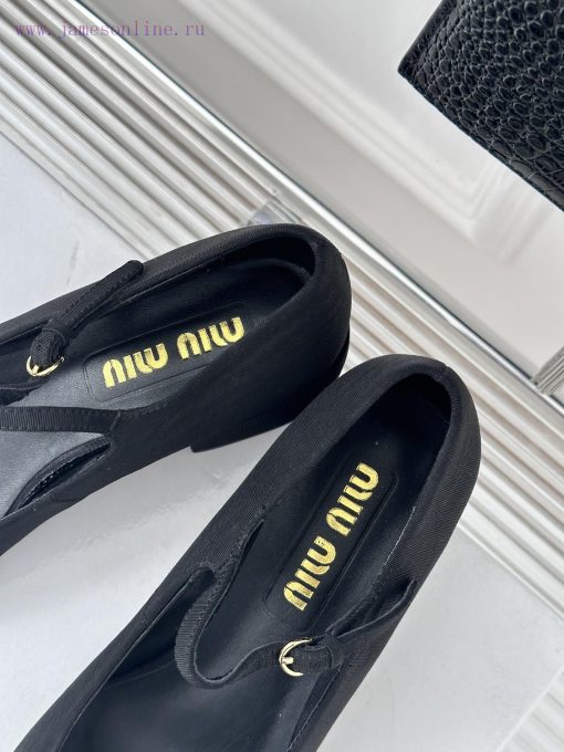 MIU MIU Classic Coarse Heel Mary Jane Single Shoe SeriesFull of girlish heart, the style desyvp21mio - Image 9