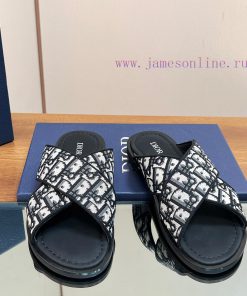 Dior Alia's new men's sandals for 2024 are a leisurely and exquisite work. The latest Obliqui8k0597j