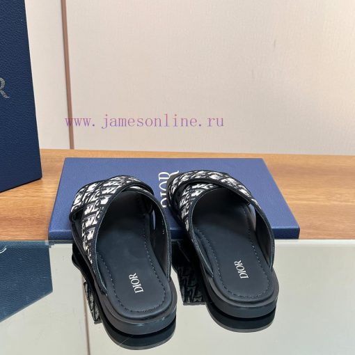 Dior Alia's new men's sandals for 2024 are a leisurely and exquisite work. The latest Obliqui8k0597j - Image 3