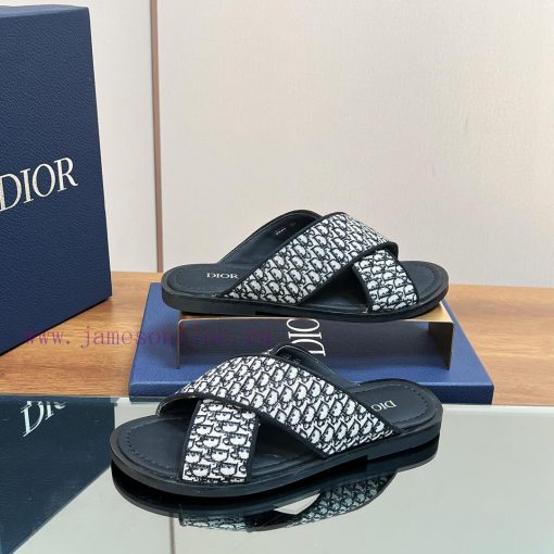 Dior Alia's new men's sandals for 2024 are a leisurely and exquisite work. The latest Obliquti9imwya - Image 2