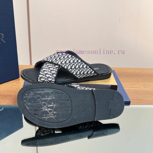 Dior Alia's new men's sandals for 2024 are a leisurely and exquisite work. The latest Obliquti9imwya - Image 7