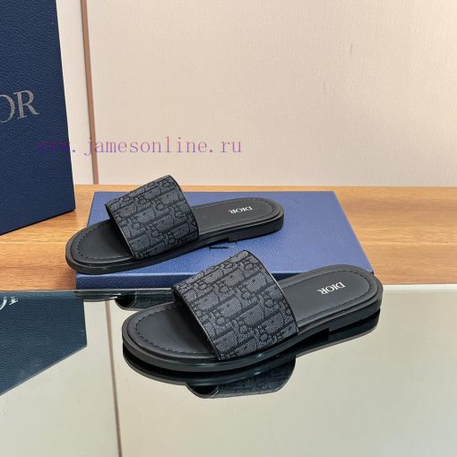 Dior Alia's new men's sandals for 2024 are a leisurely and exquisite work. The latest Obliqul4x7707w - Image 4