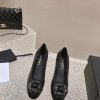 . 𝐂𝐡 * 𝐧𝐞𝐥 24 Top selling itemsAuthentic gradeLeather upperInner sheepskinBig bottom genuine5larzhr1