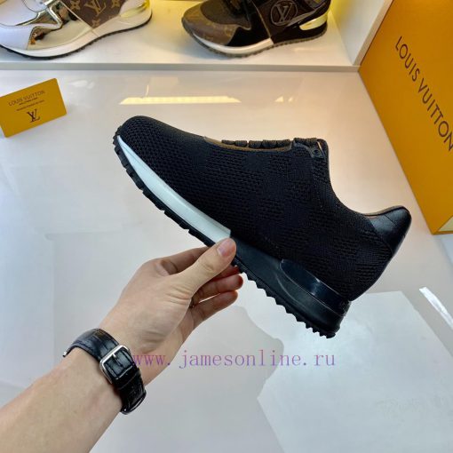 NO09531 Louis Vuitton V.N.R (Vuitton New Runner) sneakers feature a one-piece sock like desiek89sw8e - Image 3