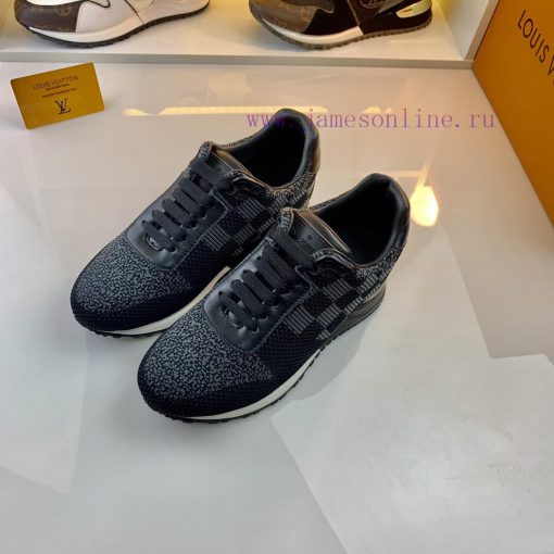 NO09531 Louis Vuitton V.N.R (Vuitton New Runner) sneakers feature a one-piece sock like desip7apc1cg - Image 4