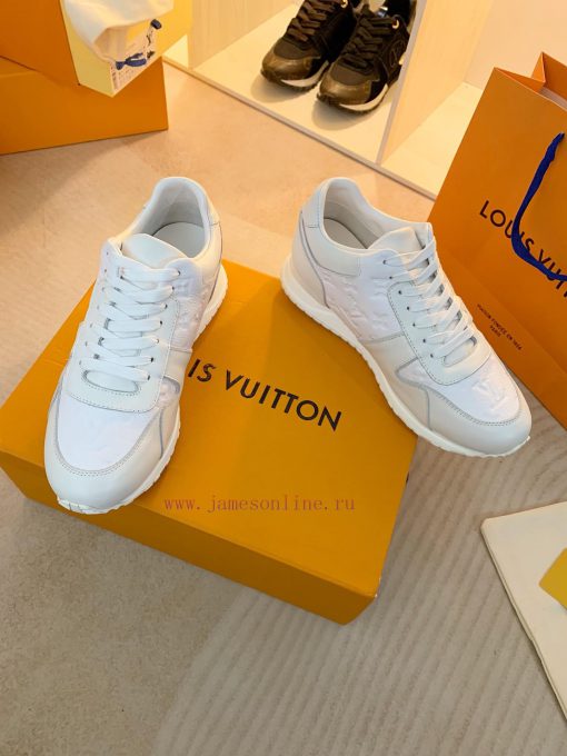 NO09532-2 Louis Vuitton This LV RUNNER sneaker is designed by Artistic Director Virgil Ablohre0z2nwx - Image 4