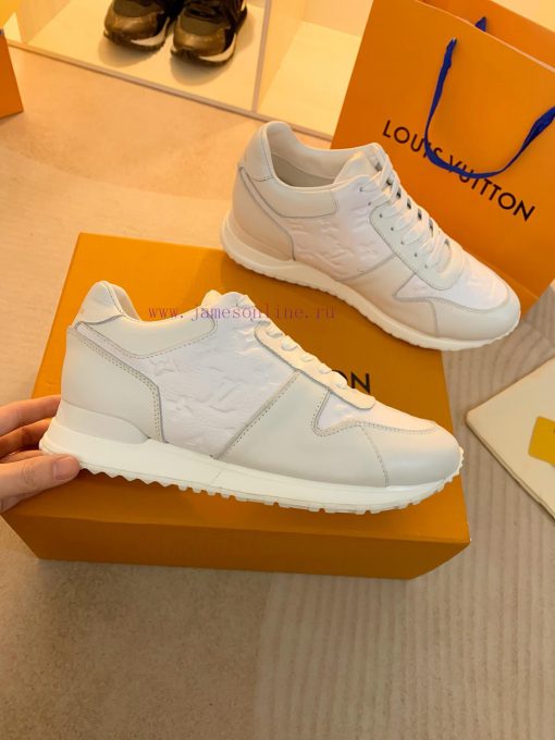 NO09532-2 Louis Vuitton This LV RUNNER sneaker is designed by Artistic Director Virgil Ablohre0z2nwx - Image 7