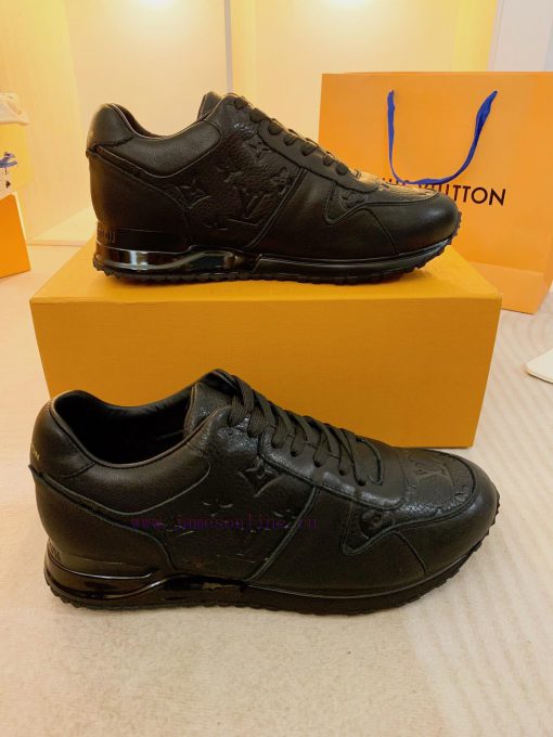NO09532-2 Louis Vuitton This LV RUNNER sneaker is designed by Artistic Director Virgil Ablohl62tt460 - Image 5