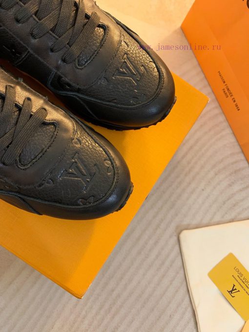 NO09532-2 Louis Vuitton This LV RUNNER sneaker is designed by Artistic Director Virgil Ablohl62tt460 - Image 8
