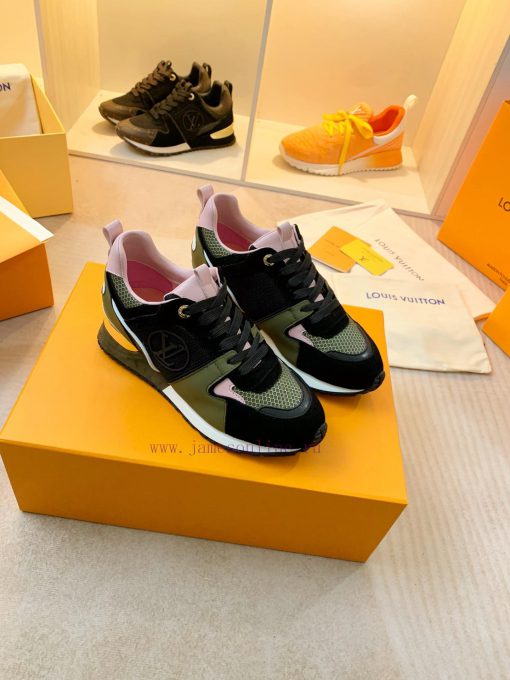 Louis Vuitton draws on the design essence of classic running shoes, 🧸🧸🧸 Create iconic Run Aw35zm303t