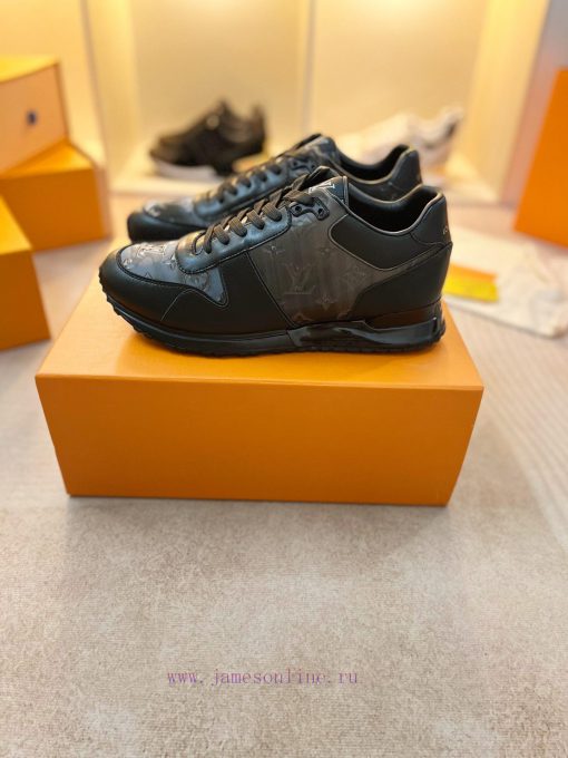 Louis Vuitton Run Away sneakers draw inspiration from classic running shoes, creating one of0pczpct1 - Image 4