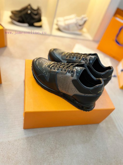 Louis Vuitton Run Away sneakers draw inspiration from classic running shoes, creating one of0pczpct1 - Image 6