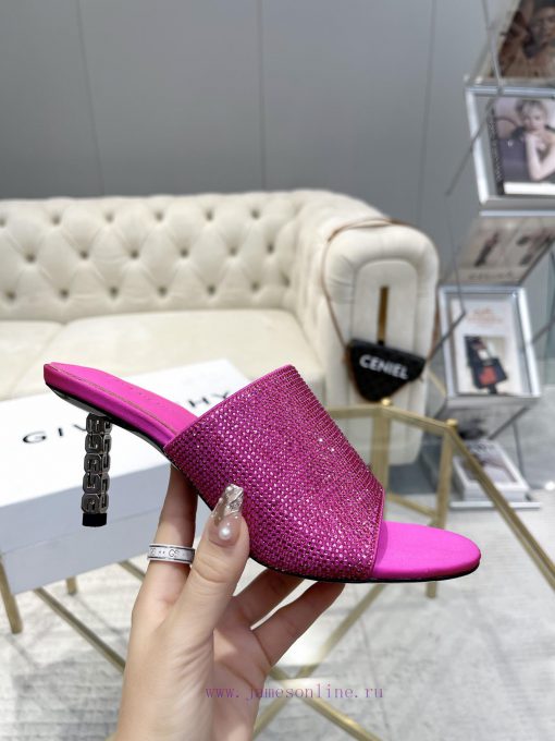 GIVENCHY | 𝟐𝟎𝟐 4/𝐒𝐒𝐧𝐞𝐰Genuine leather outsoleGivenchy rhinestone styles are popular throughopkrn2c3p - Image 4
