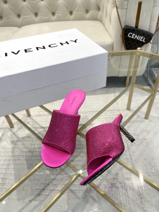 GIVENCHY | 𝟐𝟎𝟐 4/𝐒𝐒𝐧𝐞𝐰Genuine leather outsoleGivenchy rhinestone styles are popular throughopkrn2c3p - Image 6