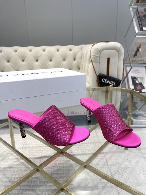 GIVENCHY | 𝟐𝟎𝟐 4/𝐒𝐒𝐧𝐞𝐰Genuine leather outsoleGivenchy rhinestone styles are popular throughopkrn2c3p - Image 7
