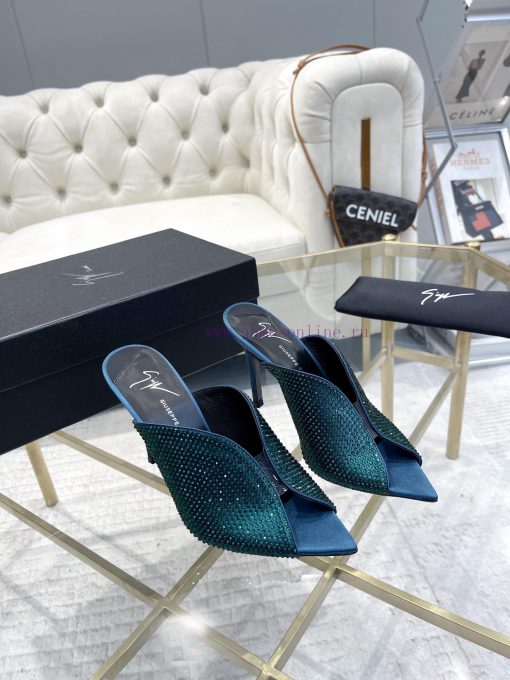 GZ | 𝟐𝟎𝟐 4/𝐒𝐒𝐧𝐞𝐰Genuine leather outsole 300 imitation genuine leather outsoleGiuseppe Zanottckp86nox