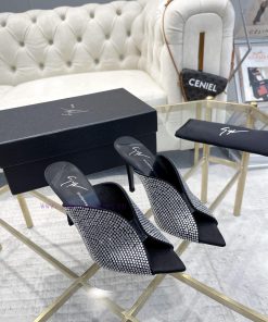 GZ | 𝟐𝟎𝟐 4/𝐒𝐒𝐧𝐞𝐰Genuine leather outsole 300 imitation genuine leather outsoleGiuseppe Zanott60hq86wc