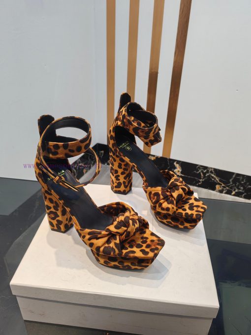 Out, Balmain 2024 Spring/Summer Fashion Show Original High Heel SandalsBrand Balmain 𝘽𝙖𝙡𝙢𝙖𝙞𝙣0f1k986y - Image 3