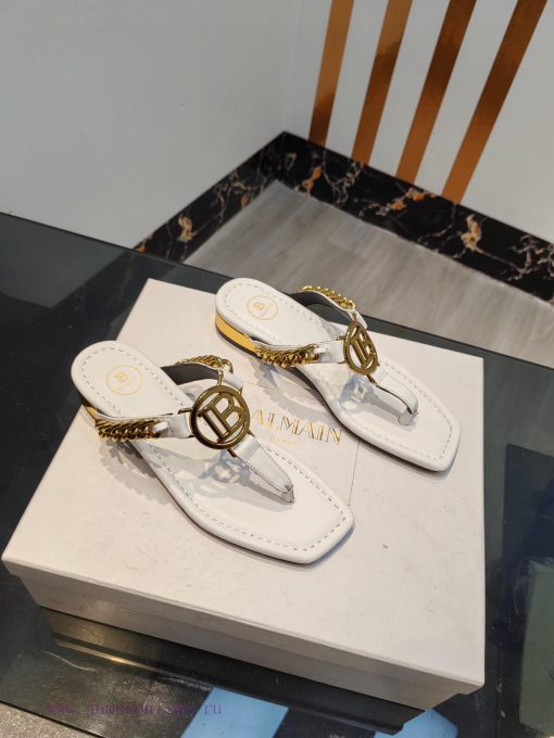 Out, Balmain 2024 Spring/Summer Fashion Show Original Metal Buckle Chain Flat SlippersBrand opb4jiye - Image 3